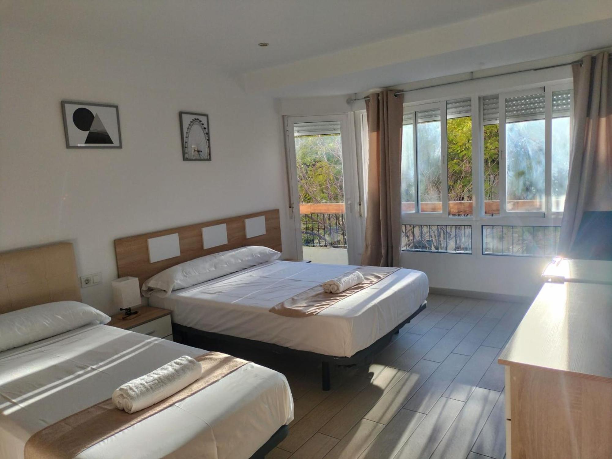 Pension Portugal Аликанте Экстерьер фото