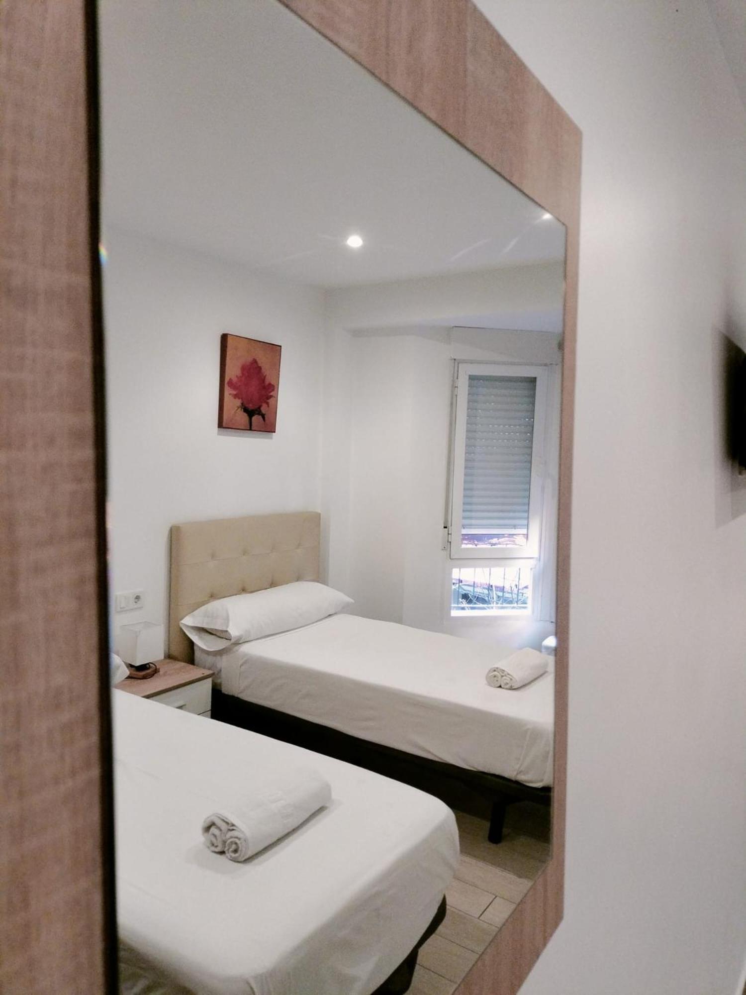 Pension Portugal Аликанте Экстерьер фото